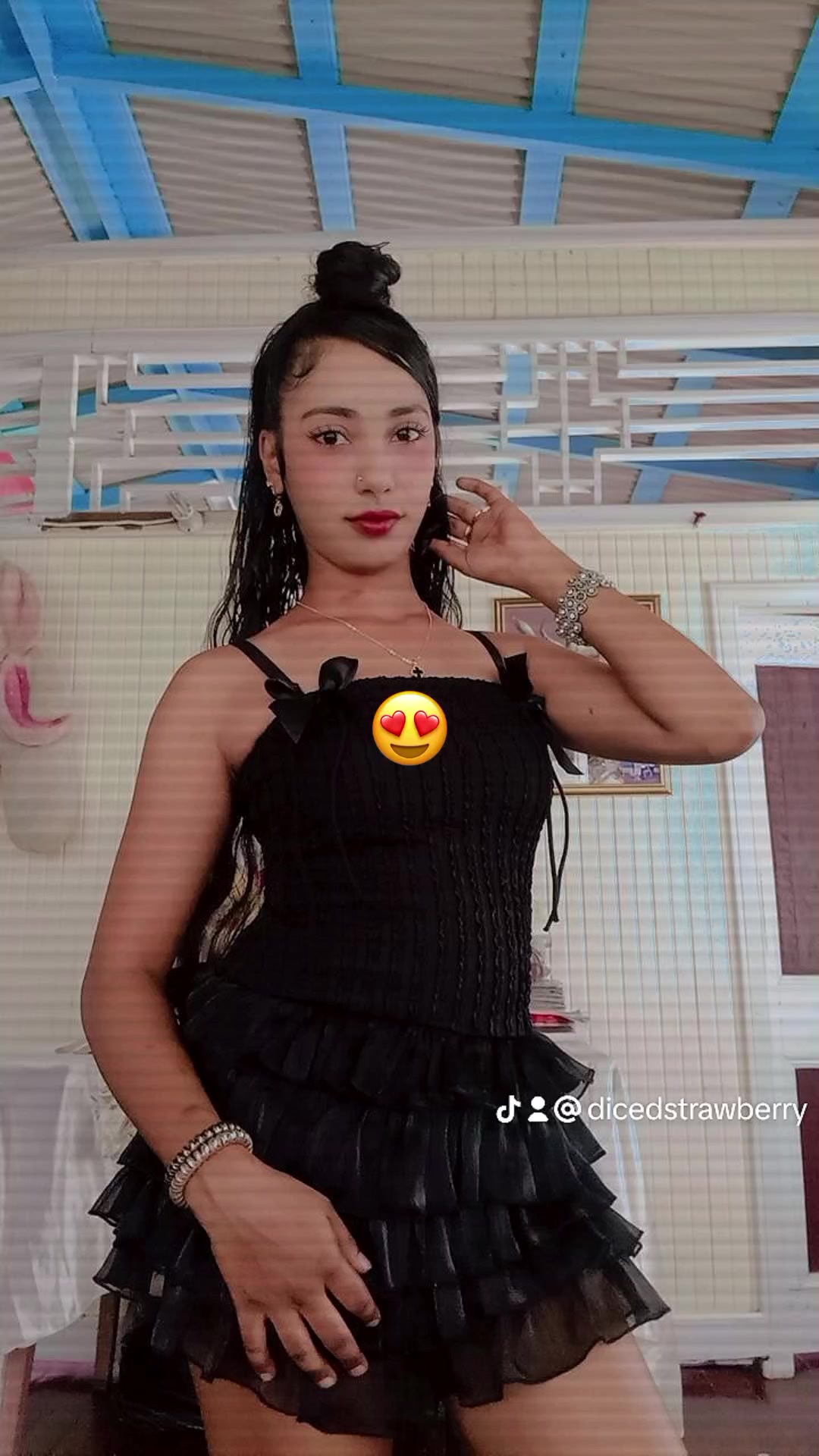 @🦋✨️Shivani✨️🦋