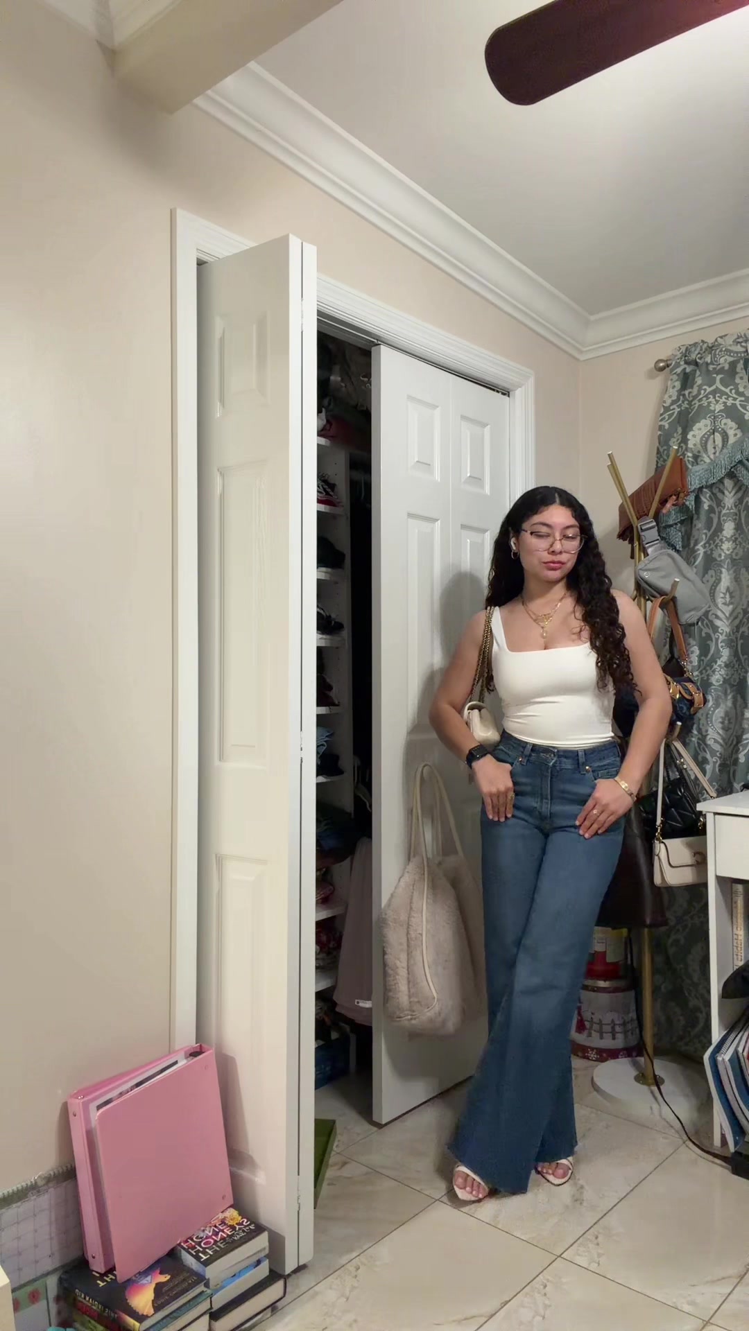 @Athziri