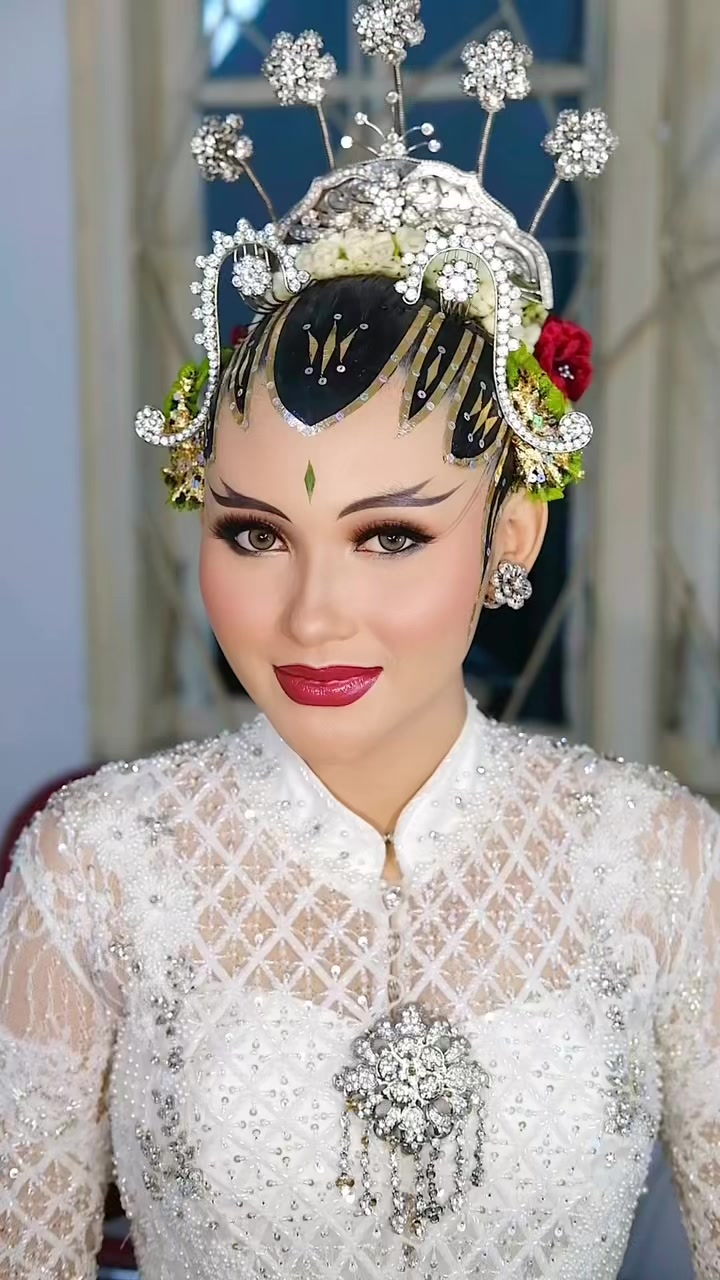 @Mamuktukangmakeupjogja