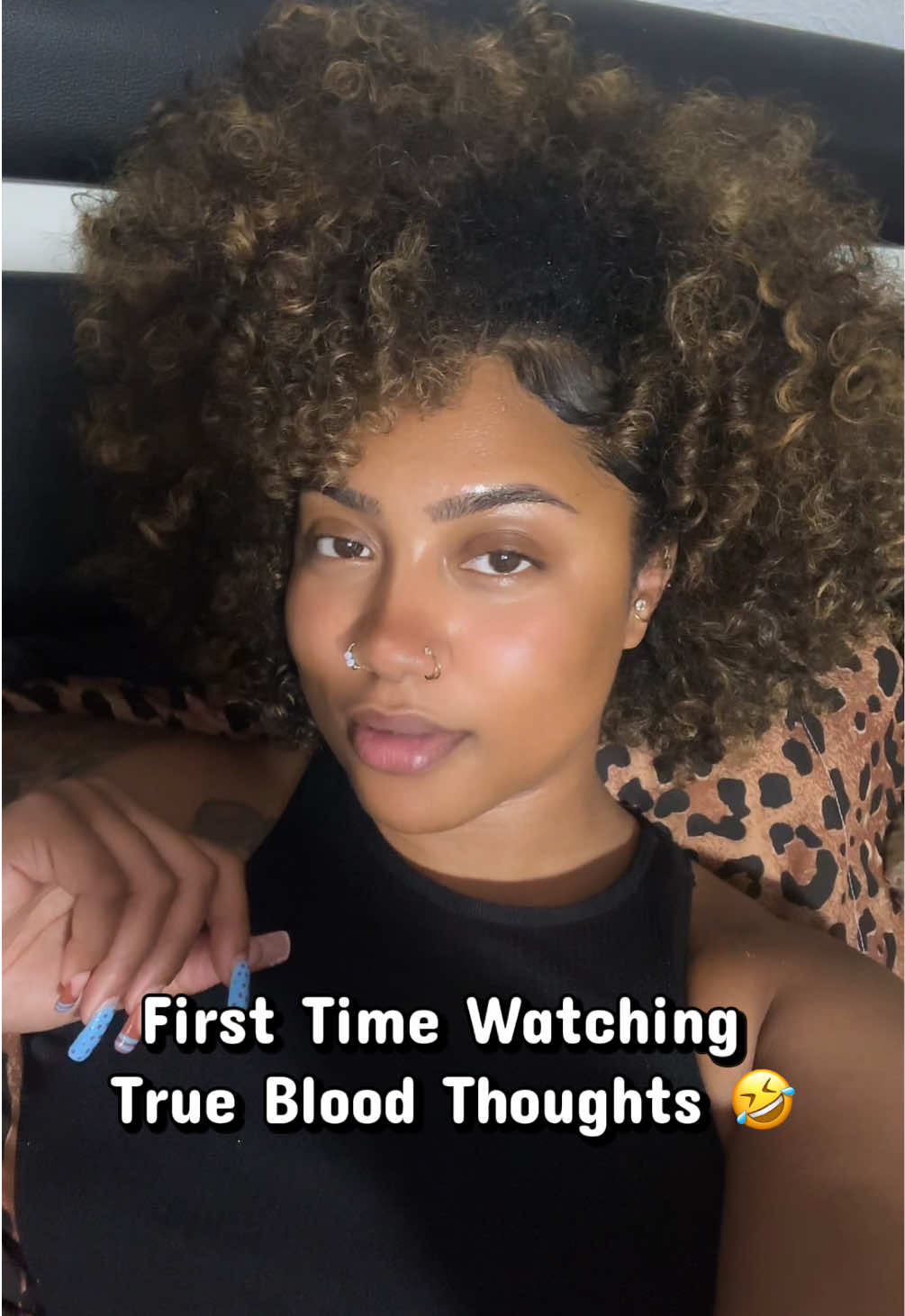 @curlybeviie
