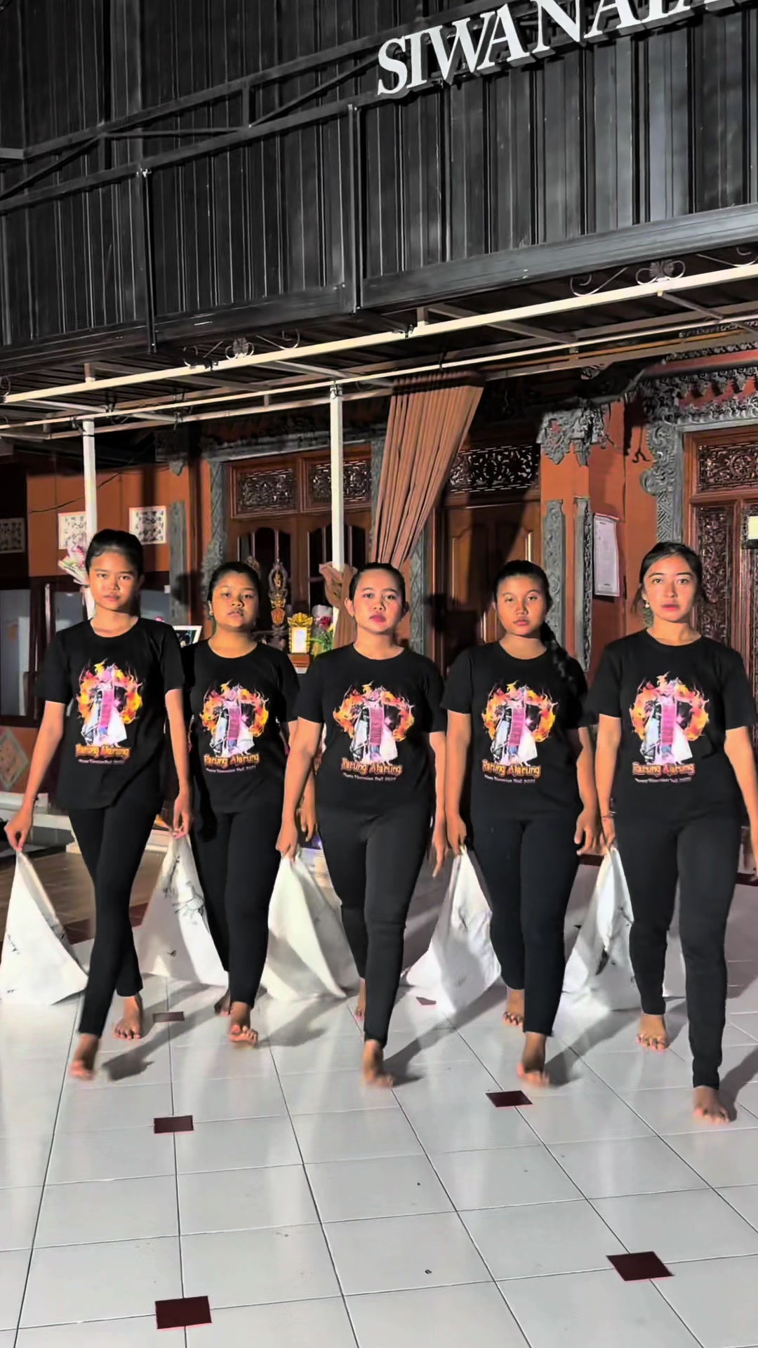 @IG : @pradnyalarasari