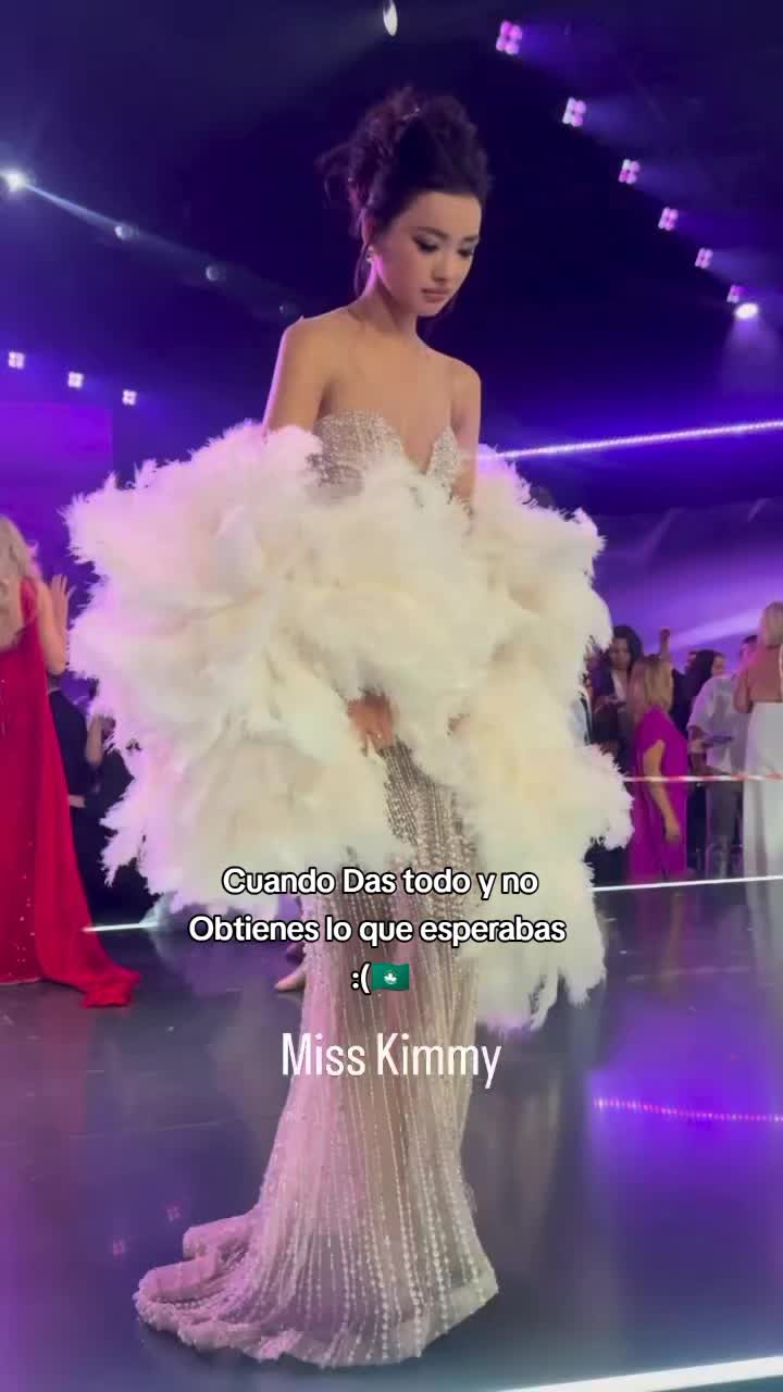 @𝙈𝙄𝙎𝙎 𝙋𝙀𝙍𝙐 𝙌𝙐𝙀𝙀𝙉𝙎