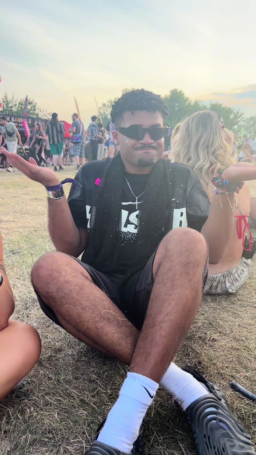 @MEKHI BARRETT