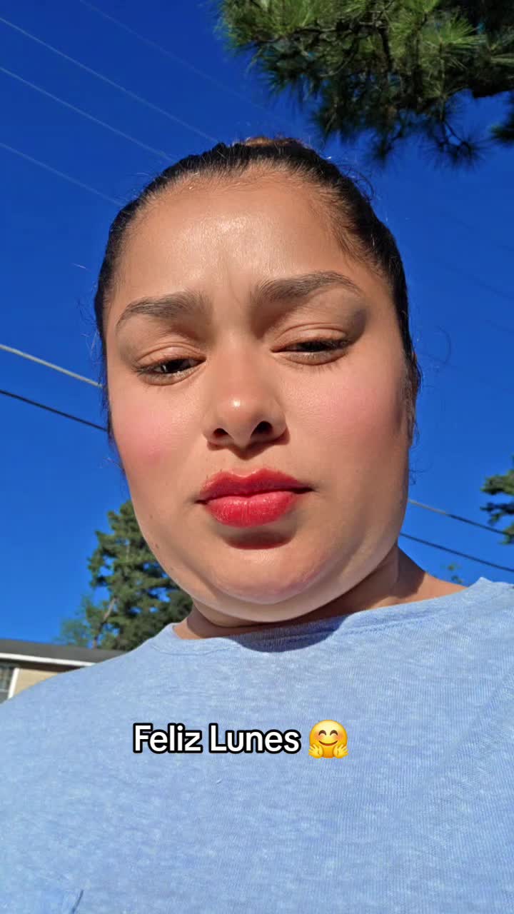 @Sara&iacute; D&iacute;az 🥰🇸🇻😘 Bamby🥰