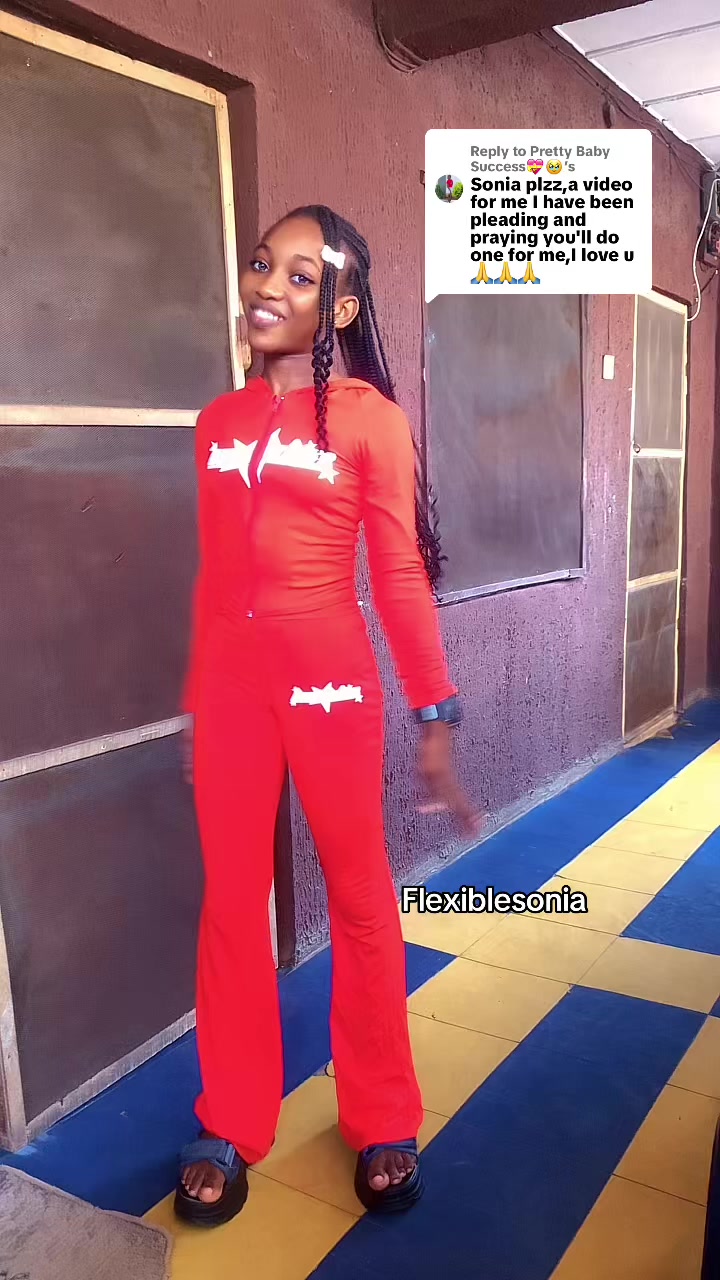 @FlexibleSonia