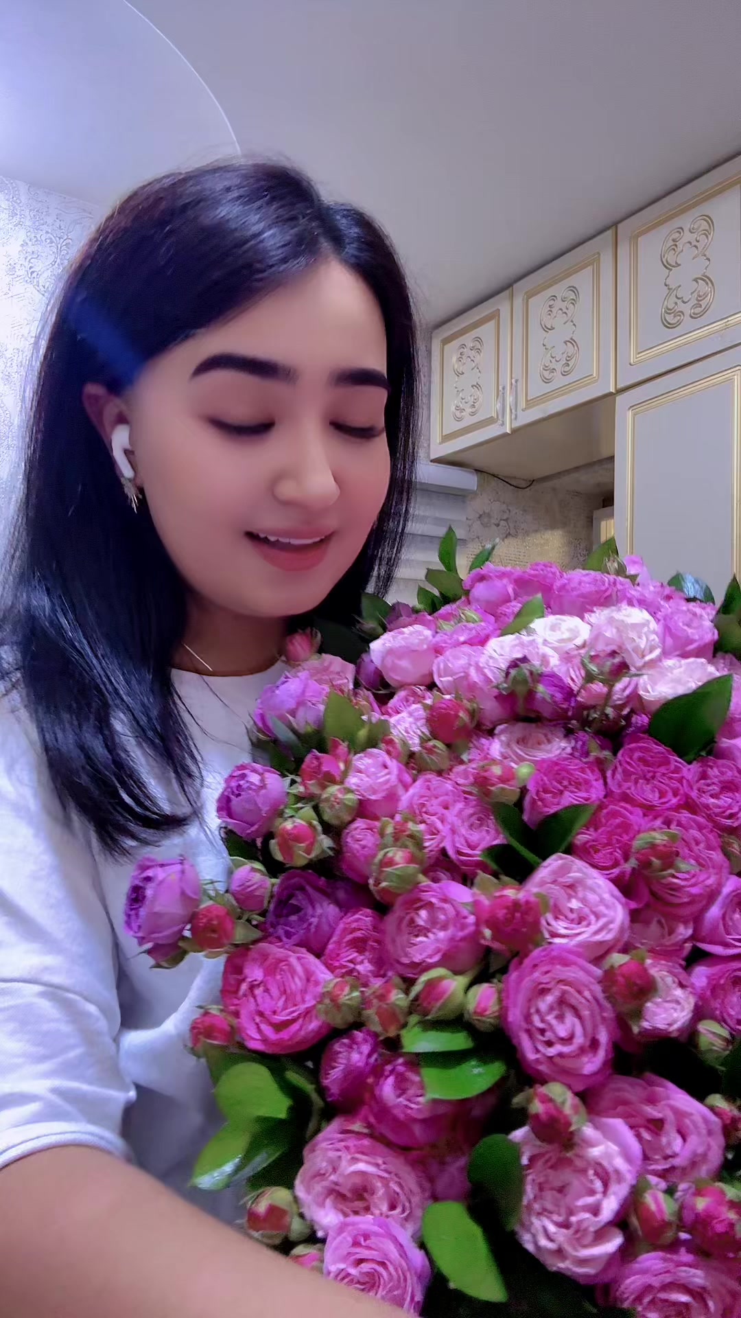 @Pari222🖤🦋