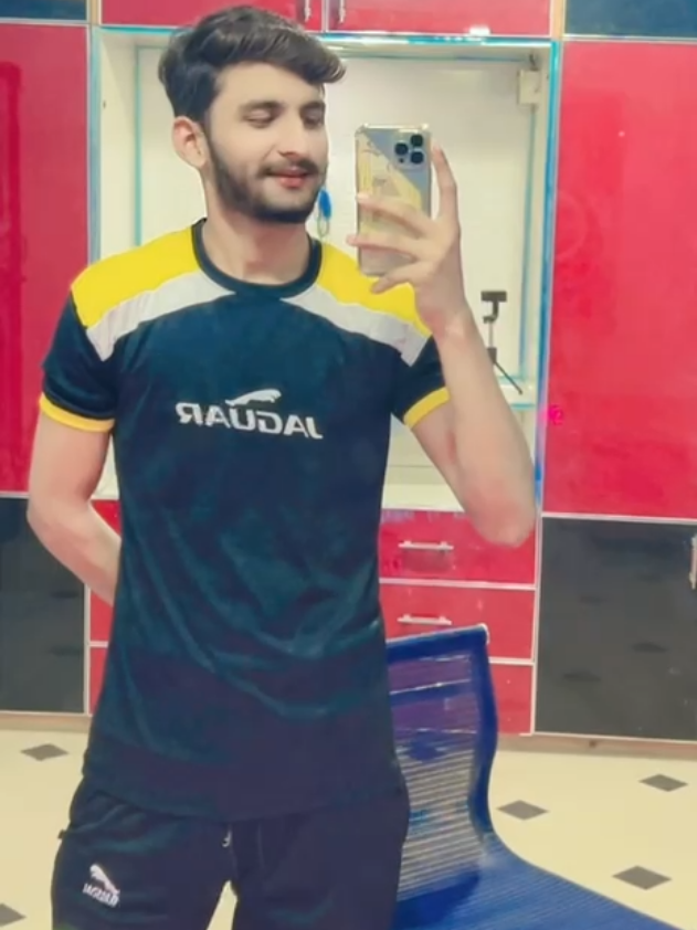 @𝐖𝐚ح𝐚𝐛 𝐐𝐮ر𝐞𝐬𝐡𝐢✨