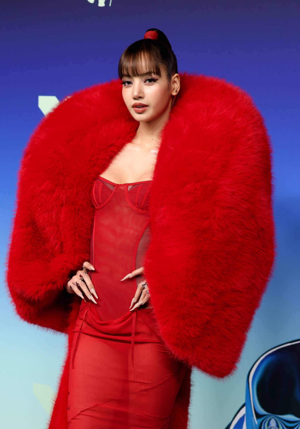 @Marie Claire