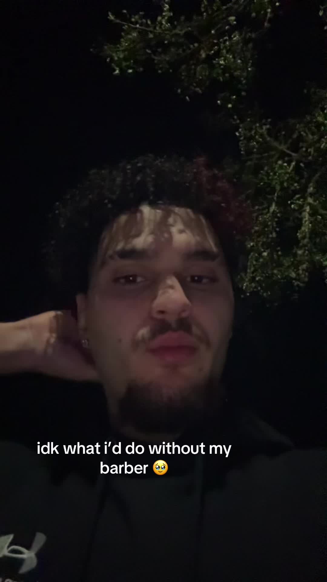 @𖣂