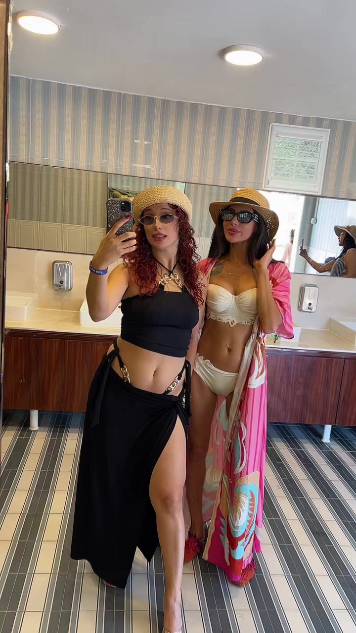 @Liz_ardi