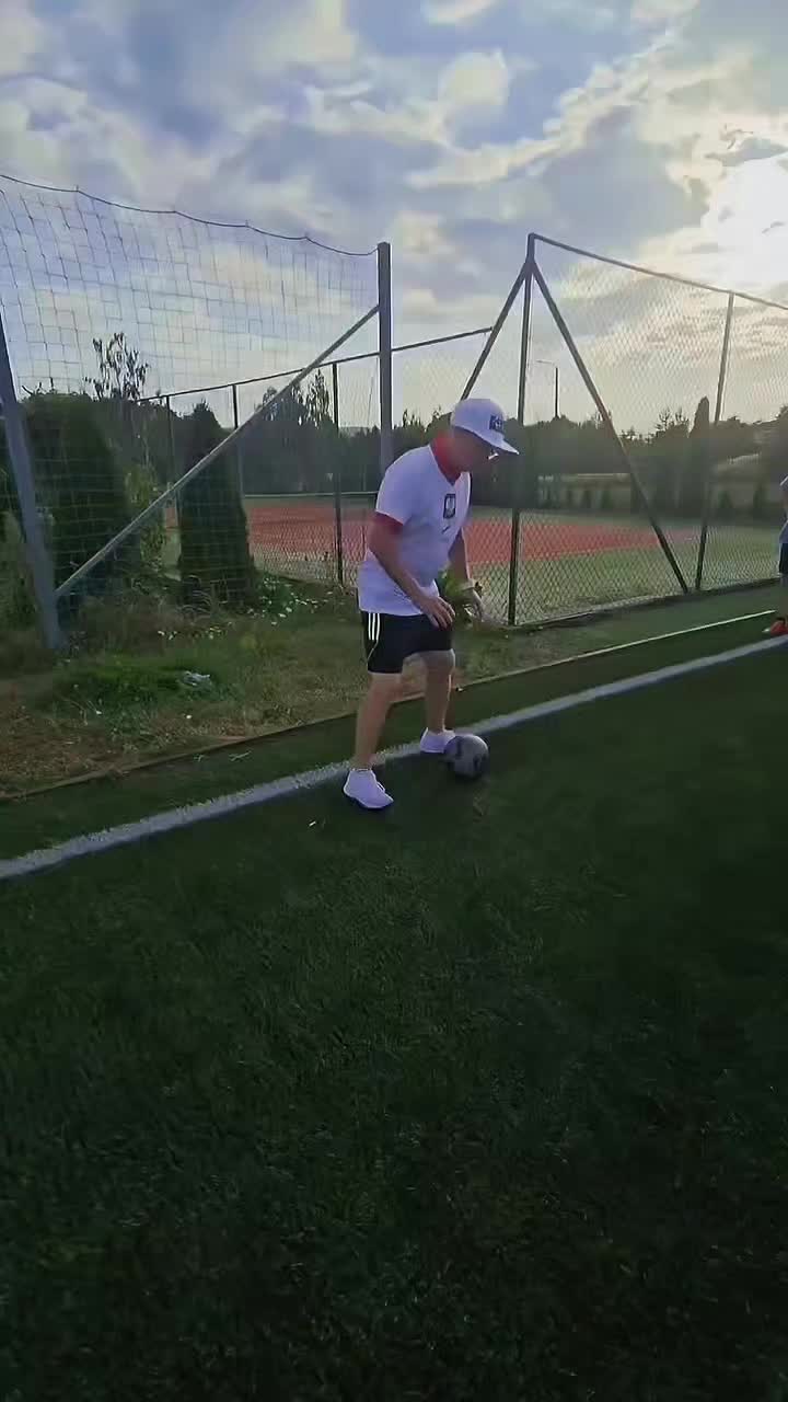 @Trener Dryblingu Piłkarskiego