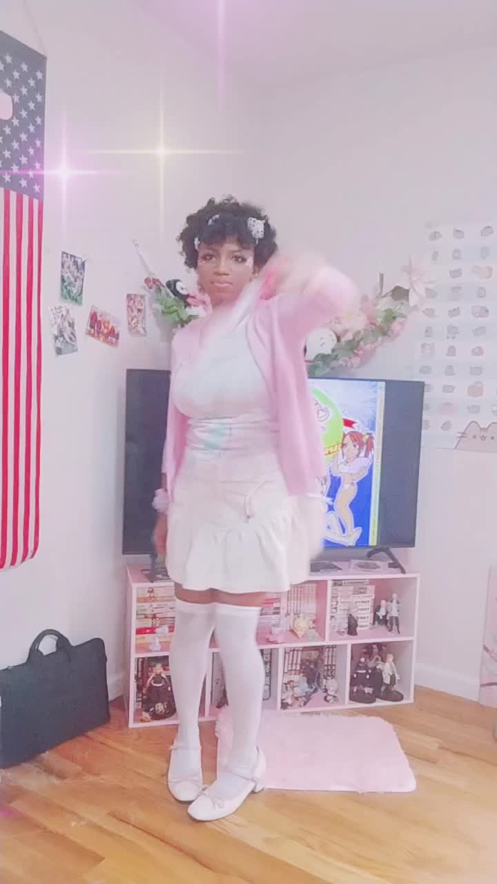 @ᕱ👑ᕱ