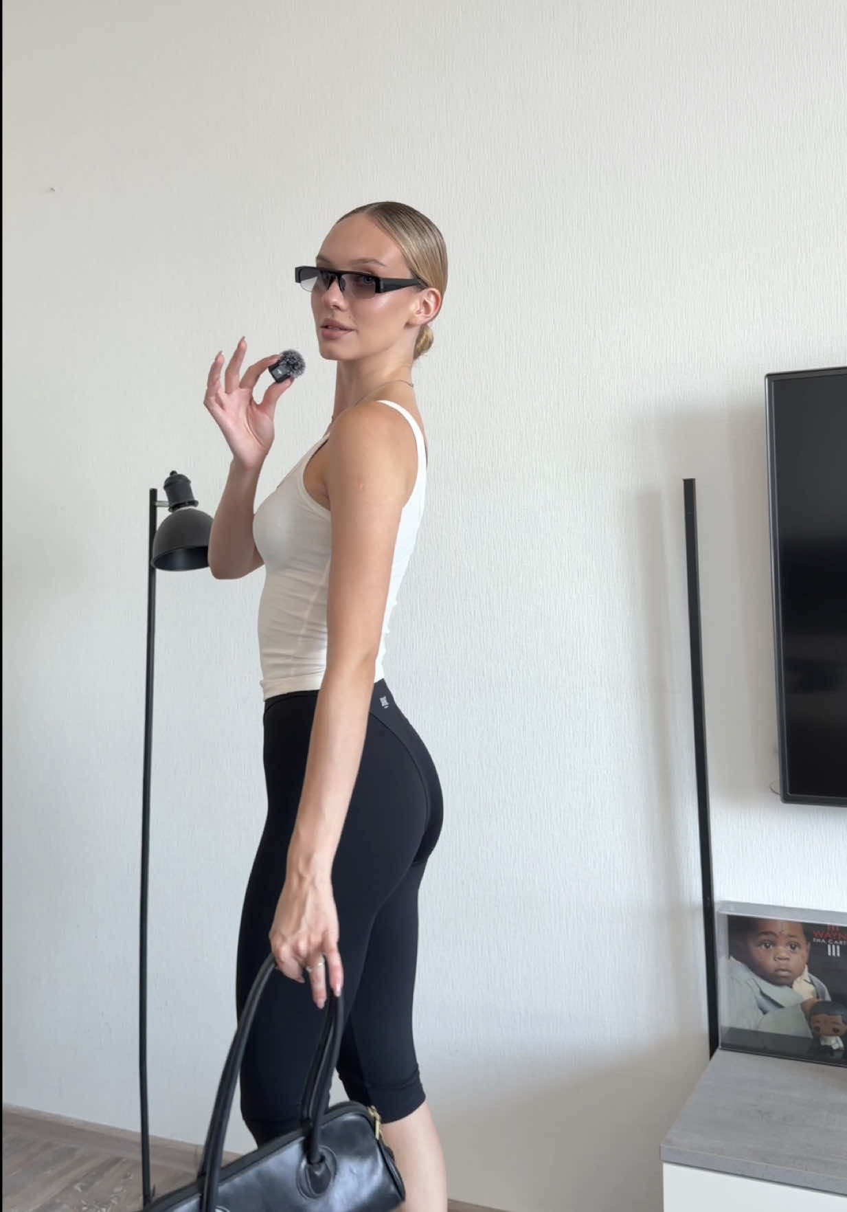 @eellizabbeth