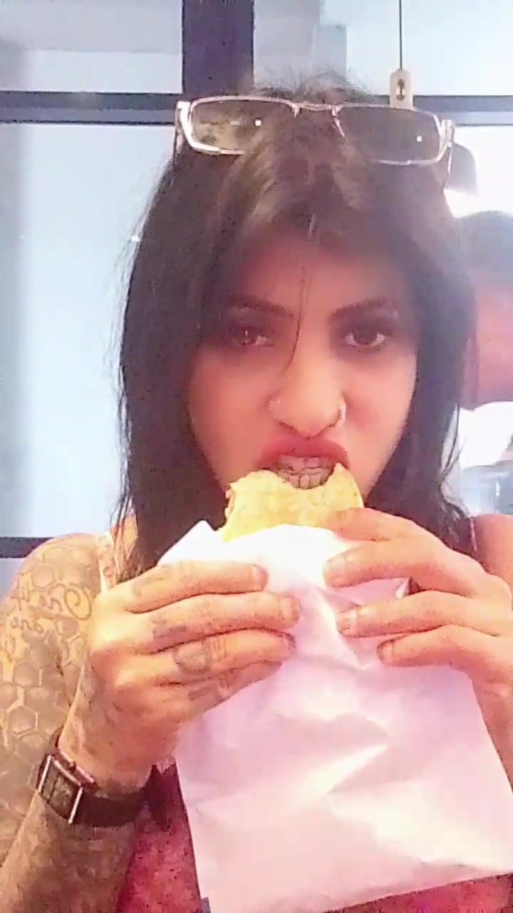 @මැනික්