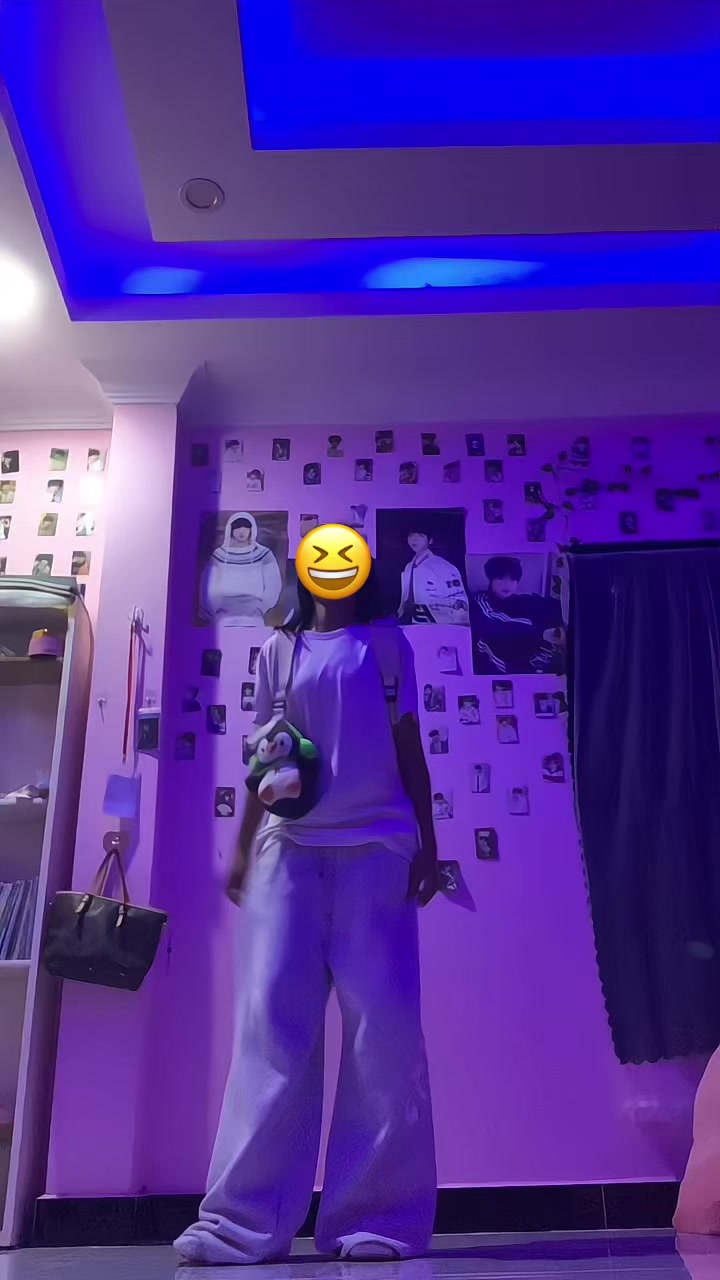 @EINMOVES