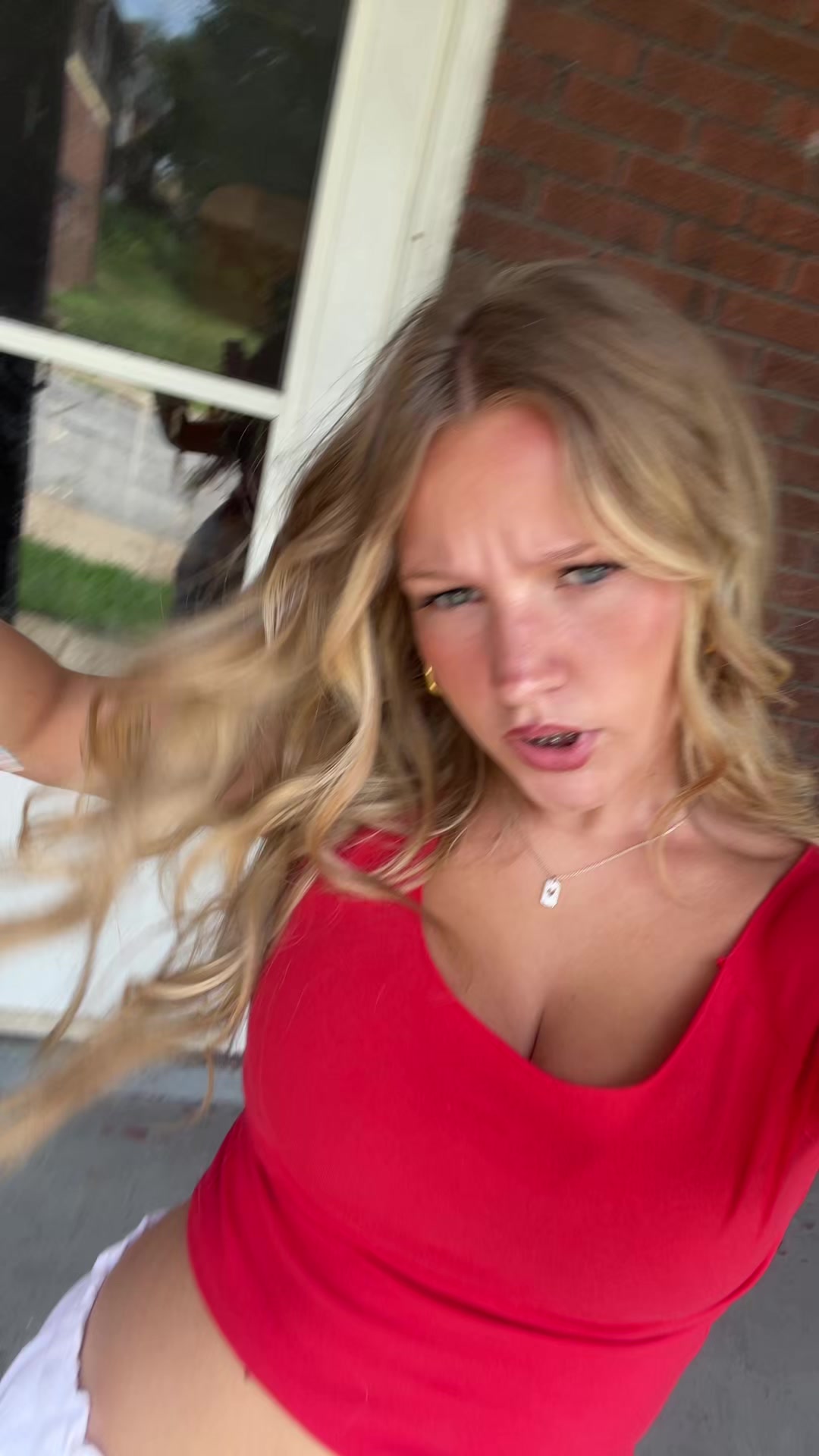 @noellesvip