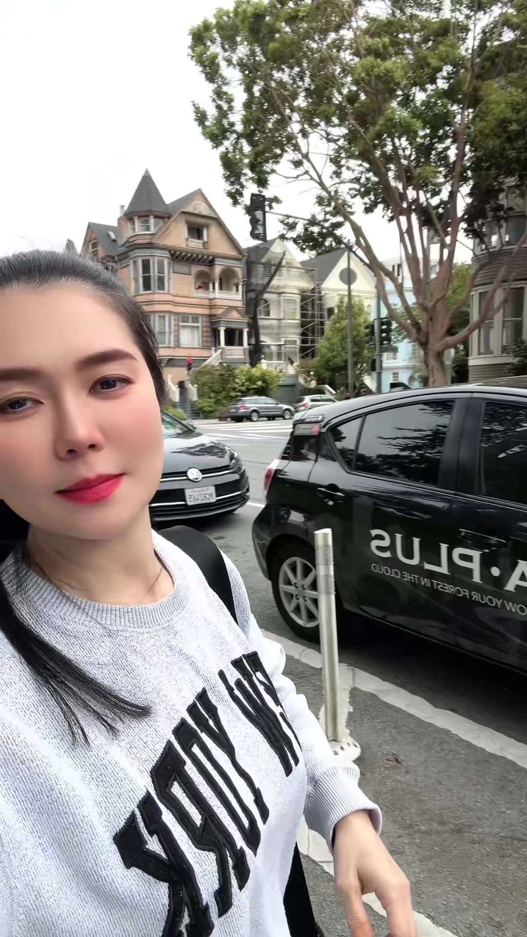 @KhunnSintNayChi_Official