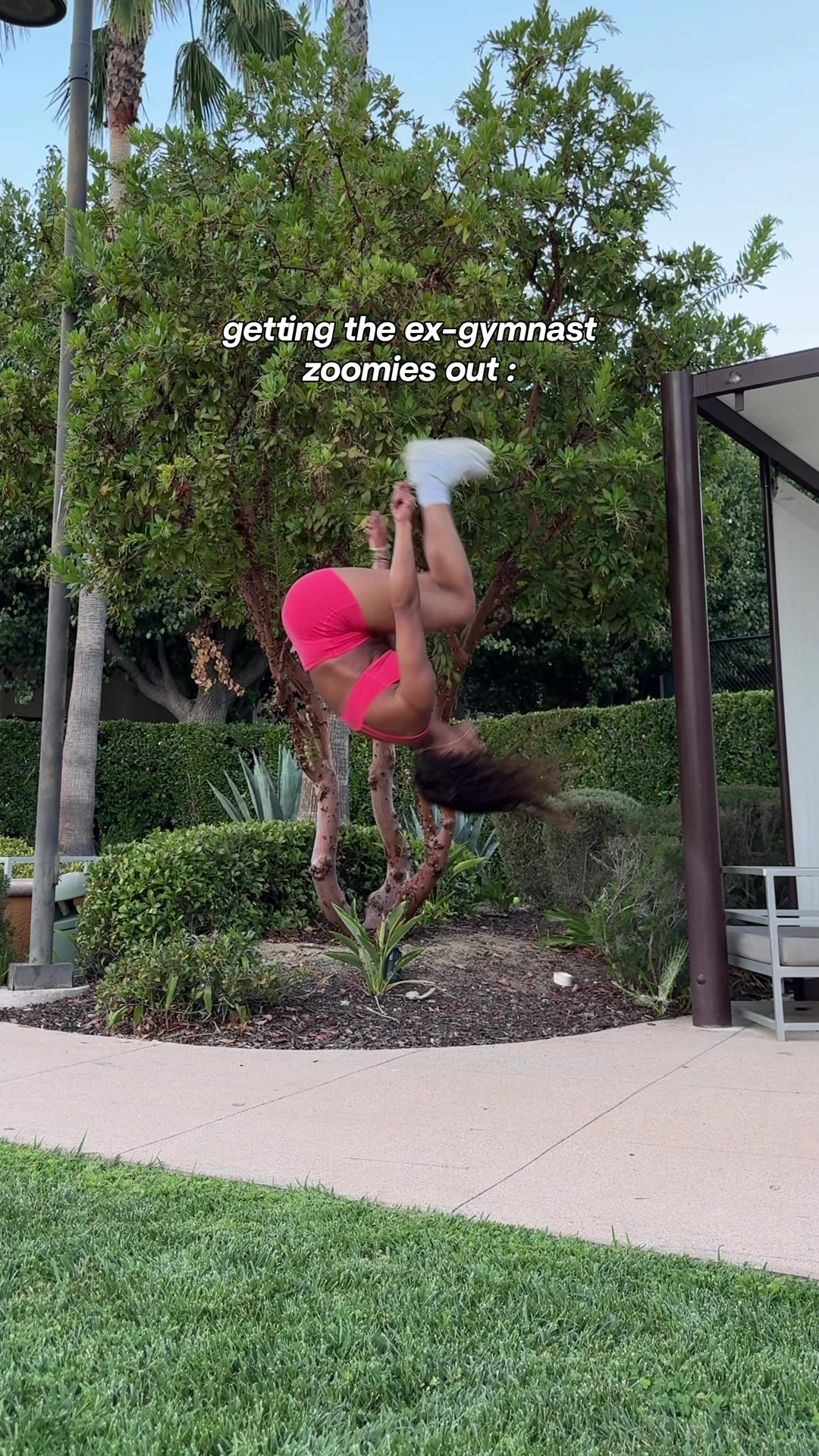 @T