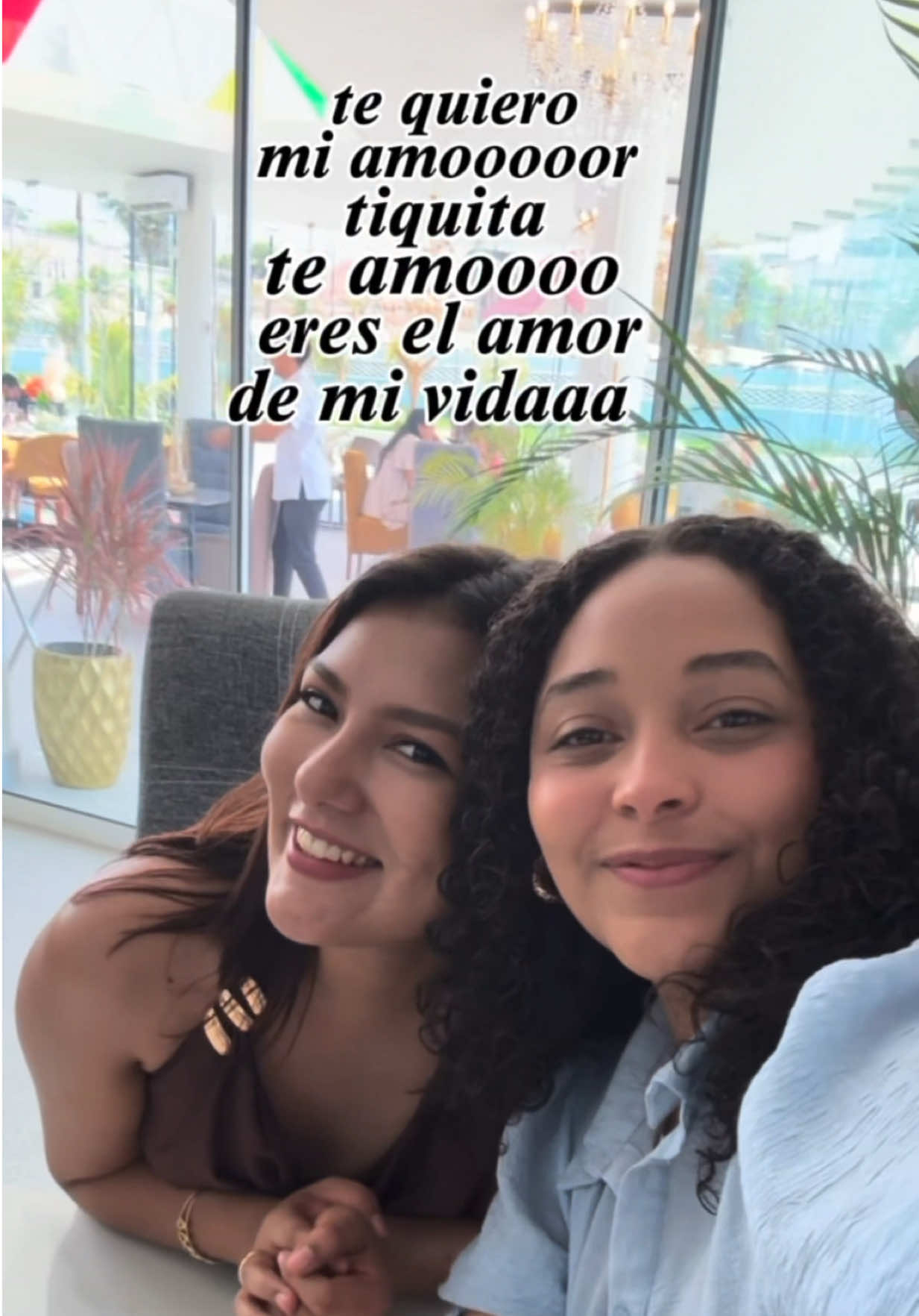 @🌼Mitzi L&oacute;pez🌼
