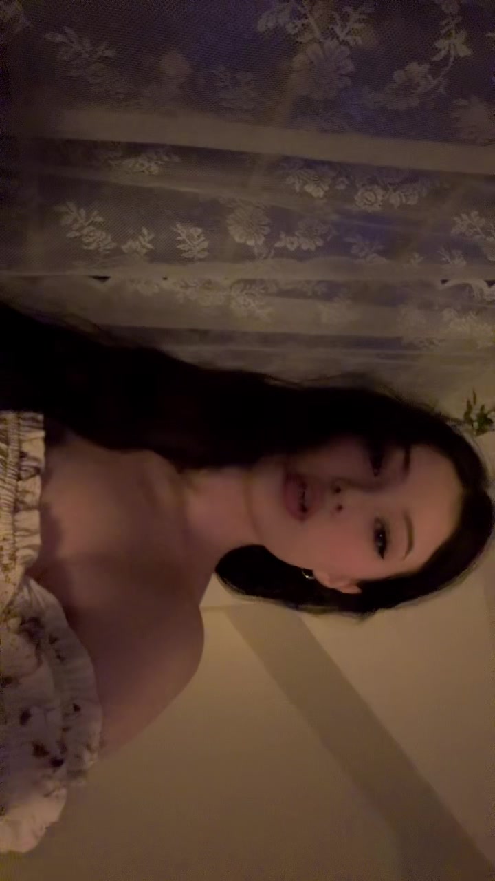 @️
