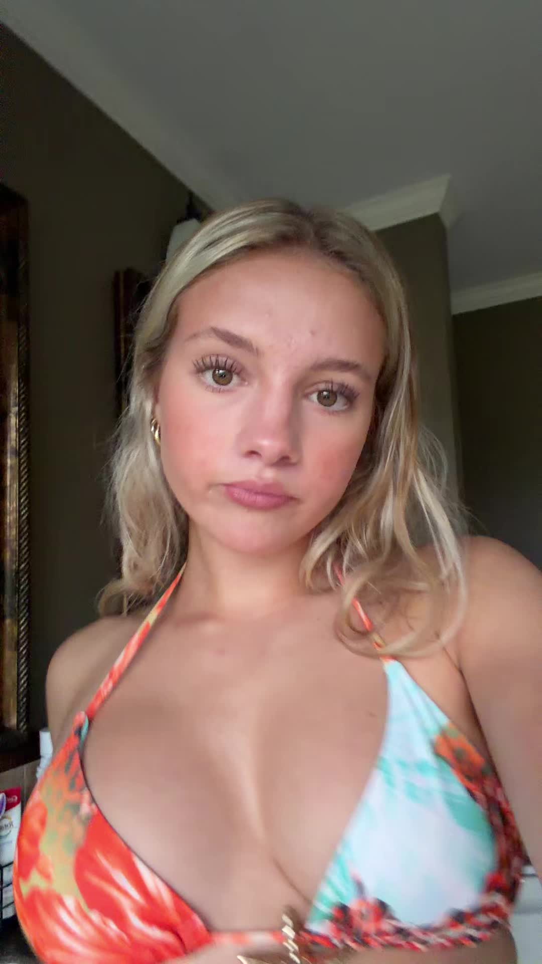 @riley.kripjanson