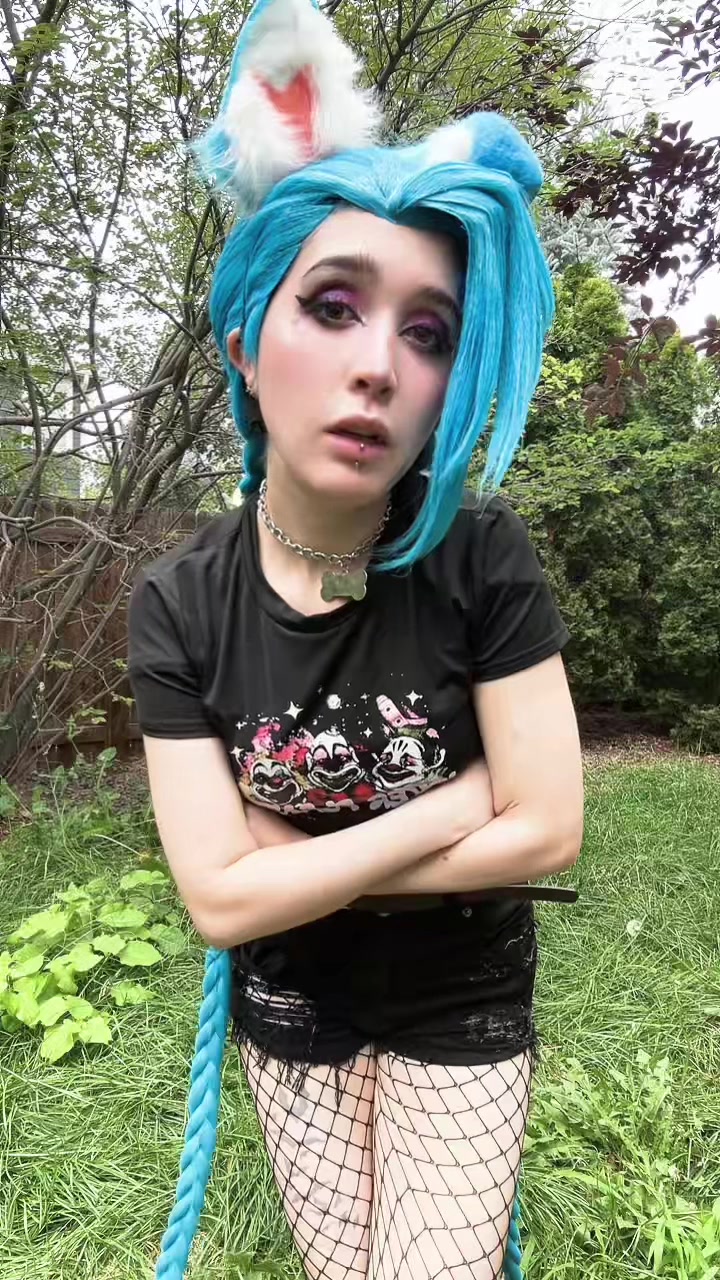 @Jinx! 🖤🐺✩⋆☾╶⃝⃤☽⋆✩🐺