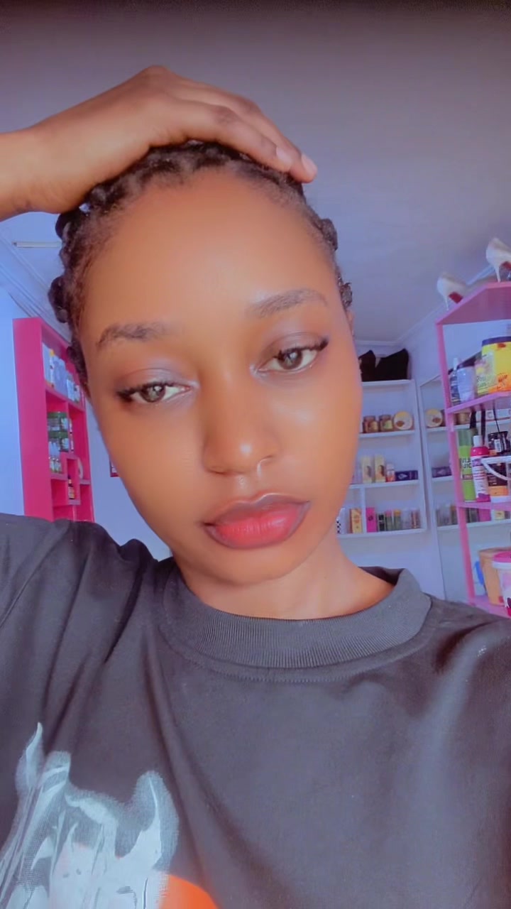 @Allyan 🦋