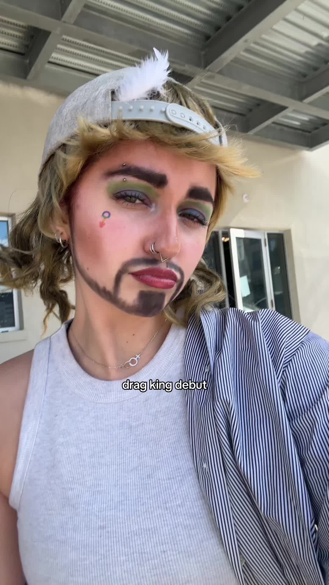 @🕊️