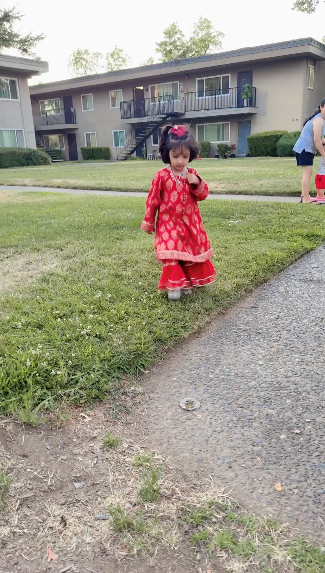 @Alia Ali USA 🇺🇸 🇵🇰