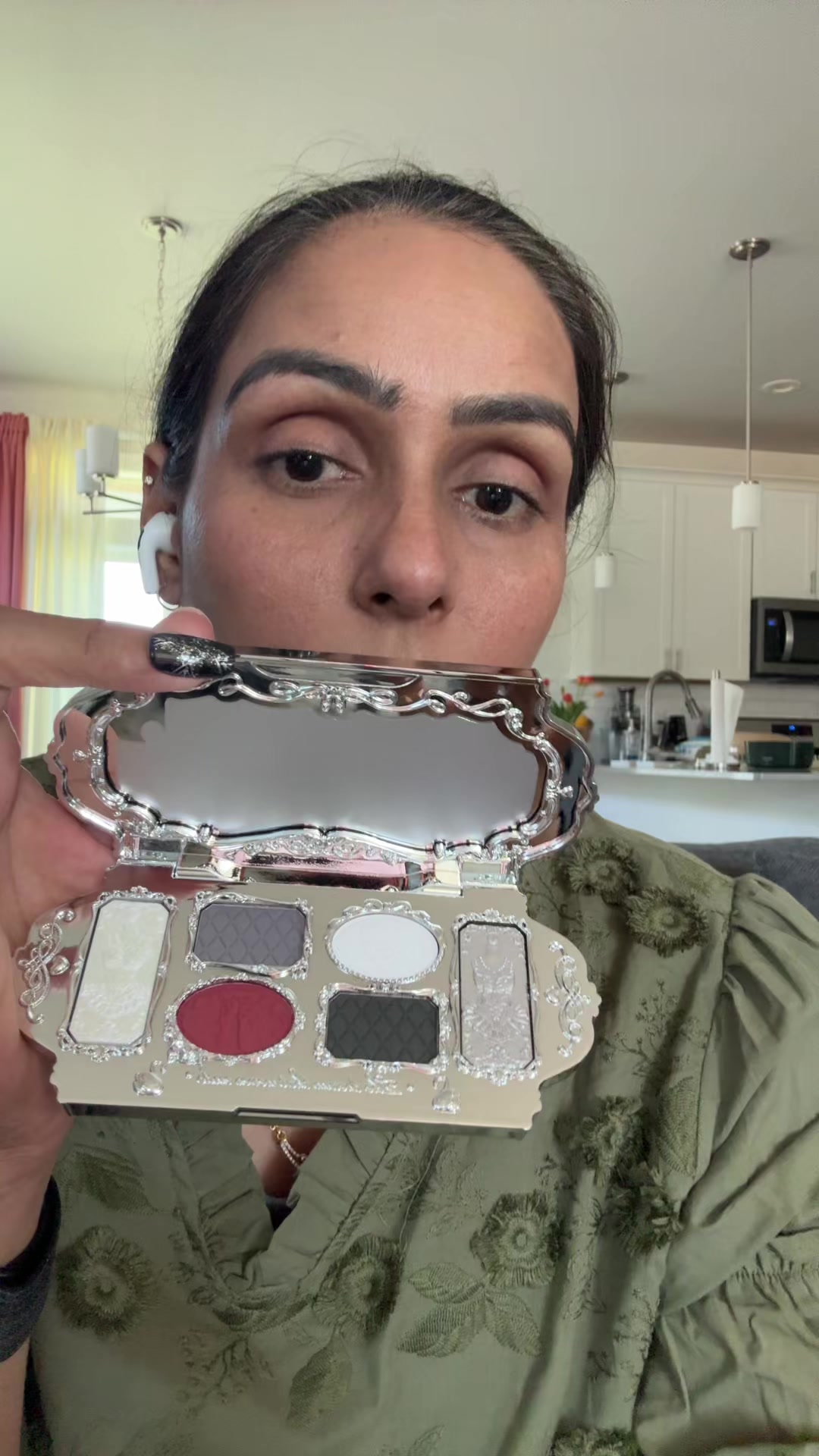 @Cutesonia333/selfmade