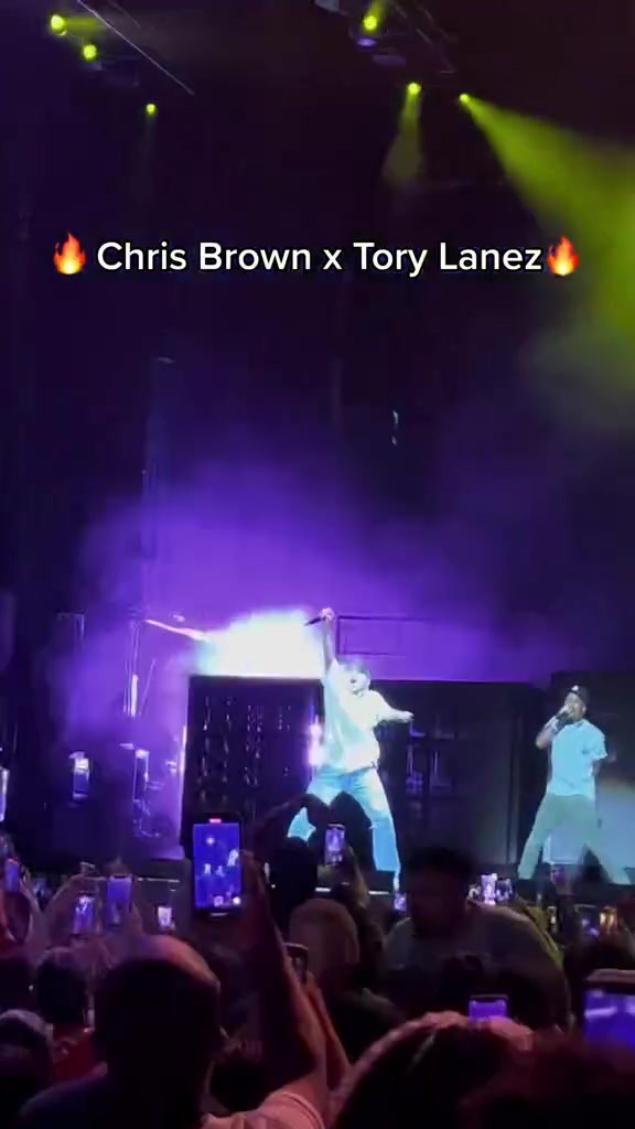 @IM NOT CHRIS BROWN