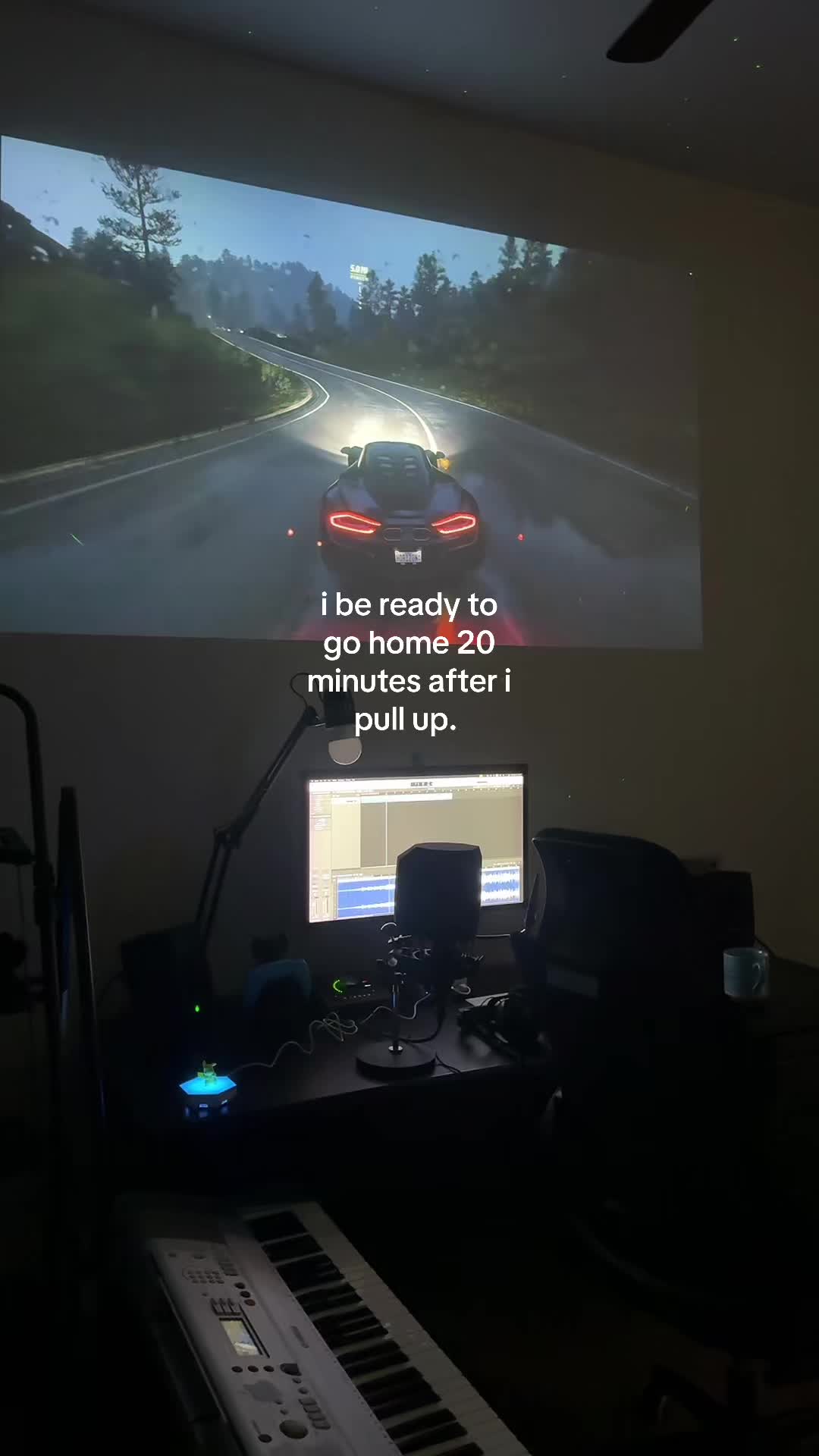 @.🌫️