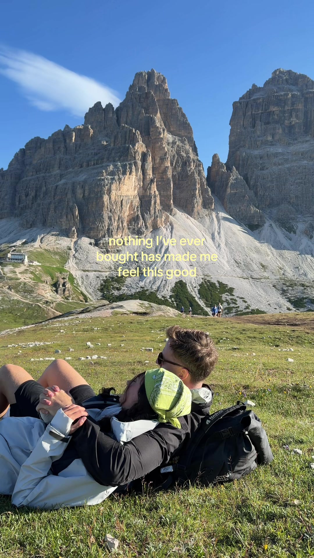 @bella