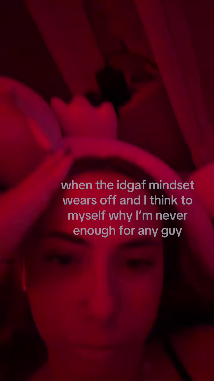 @???