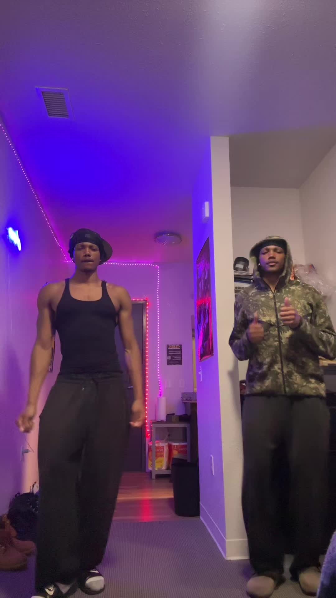 @Dre☣️