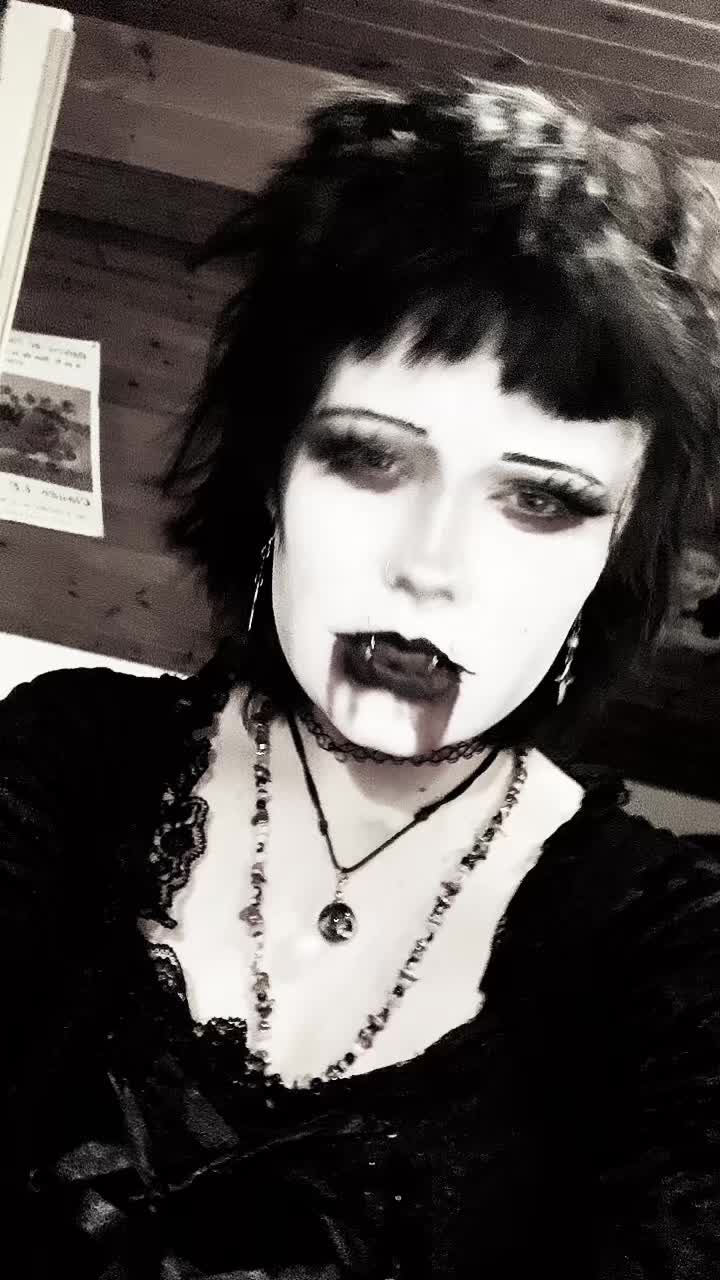 @🦇𝓥𝓲𝓽𝓪𝓷𝓲🦇