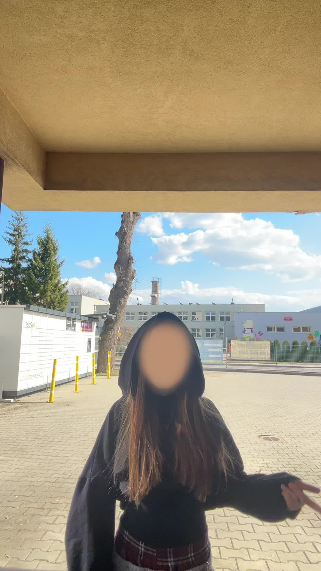 @Osziii