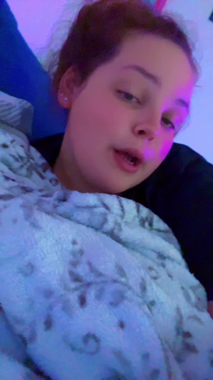 @momofboth40