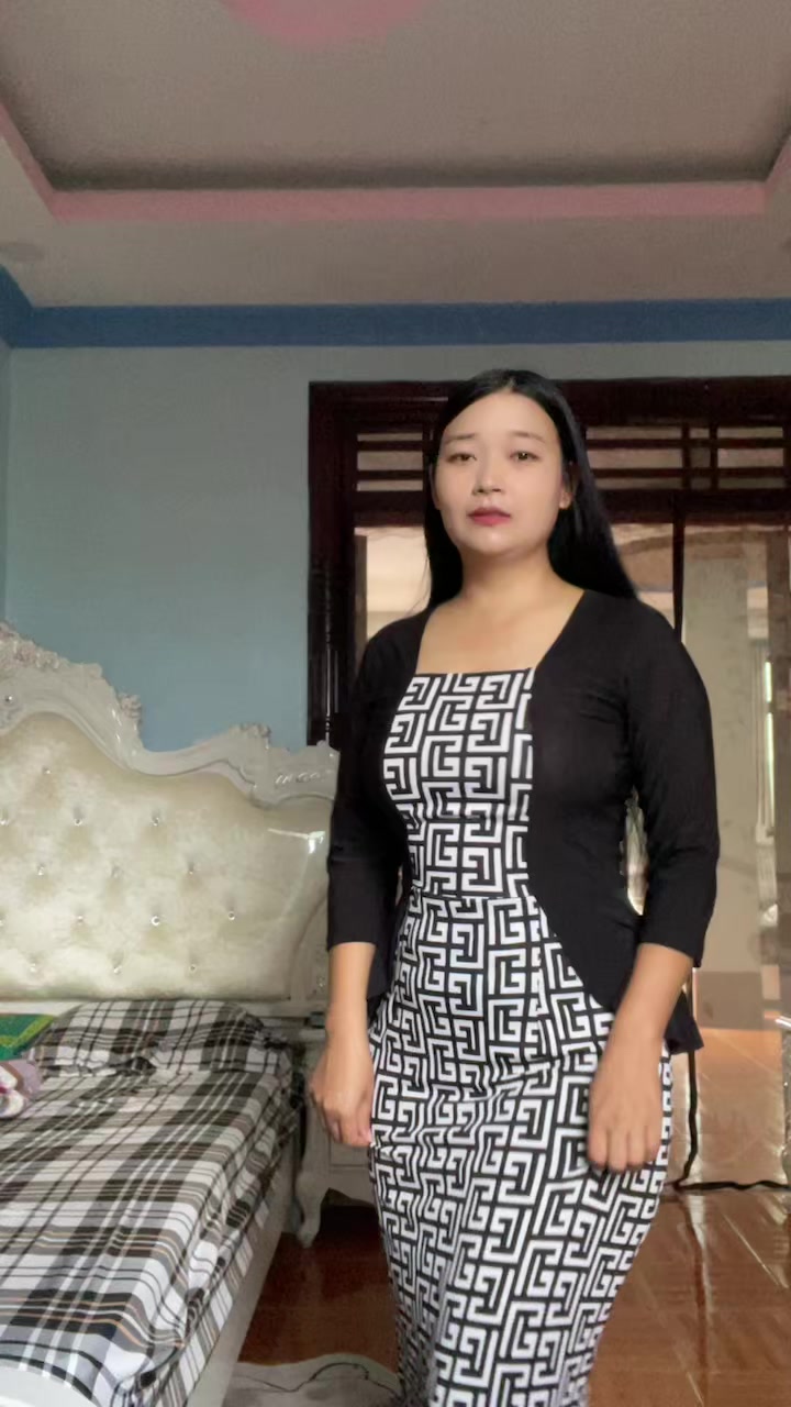 @Midday Khin