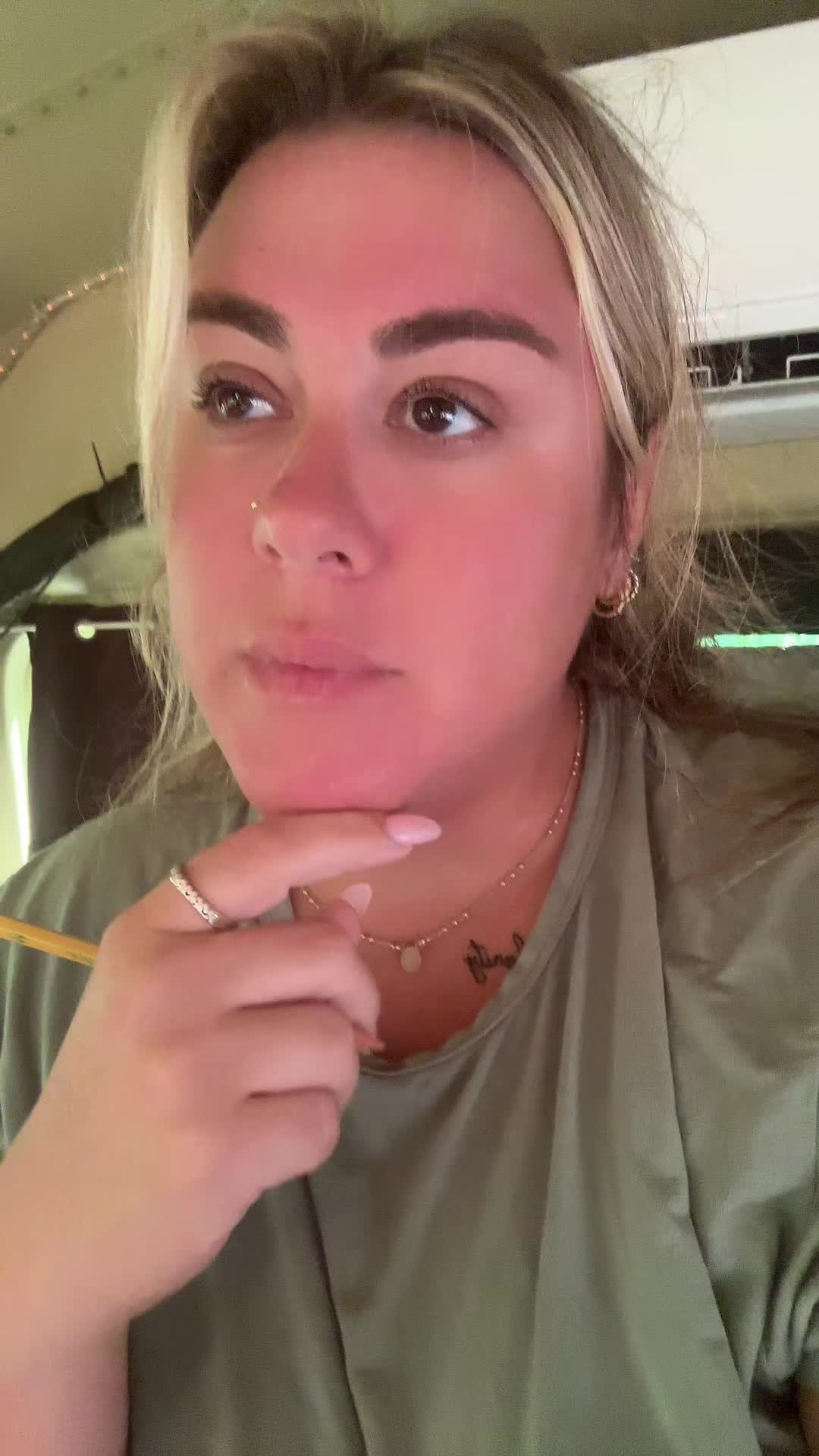 @Sweet_Renee