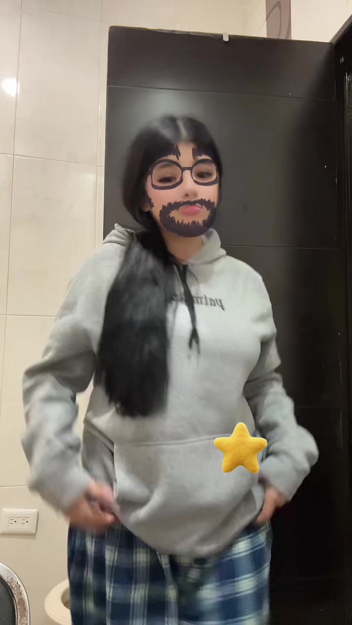 @𝓋𝒾𝒶𝓃𝑒𝓎