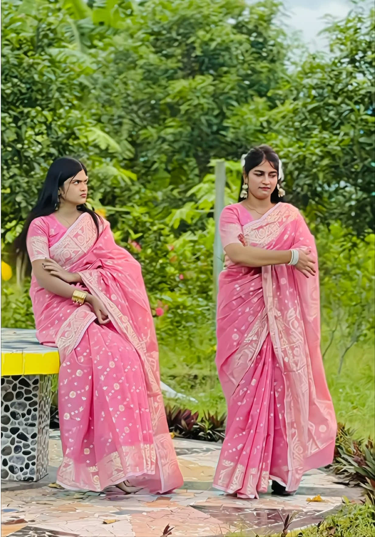 @Akhi Pakhi