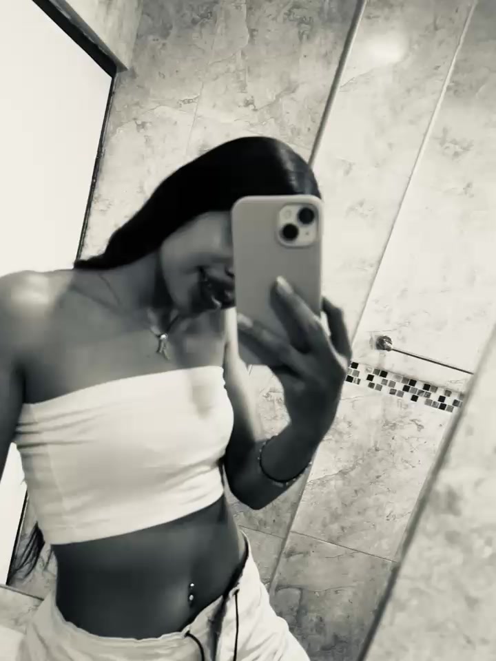 @Andreína Meléndez ♡