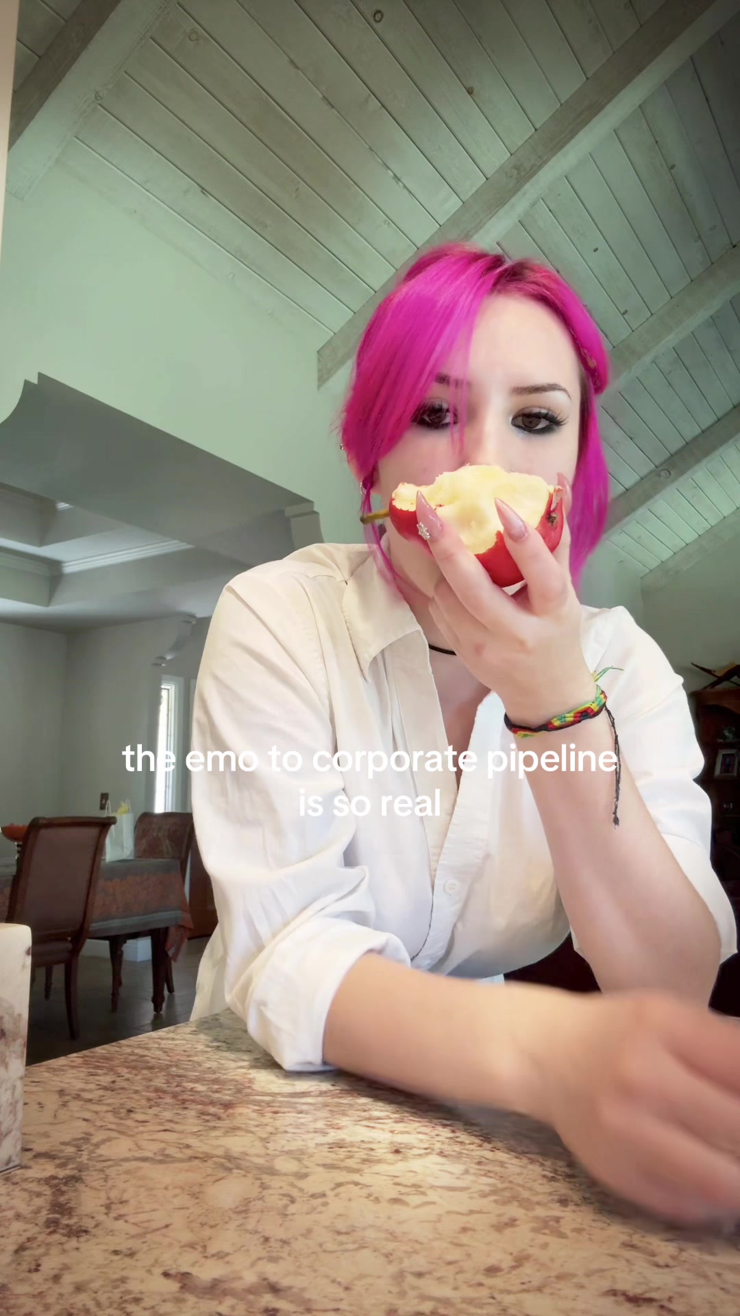 @ari 𖤐