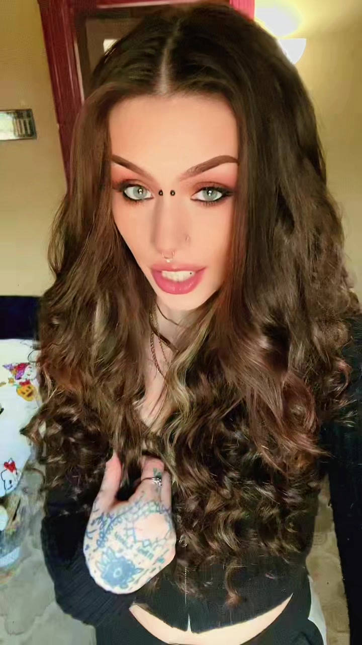 @r.eece.d