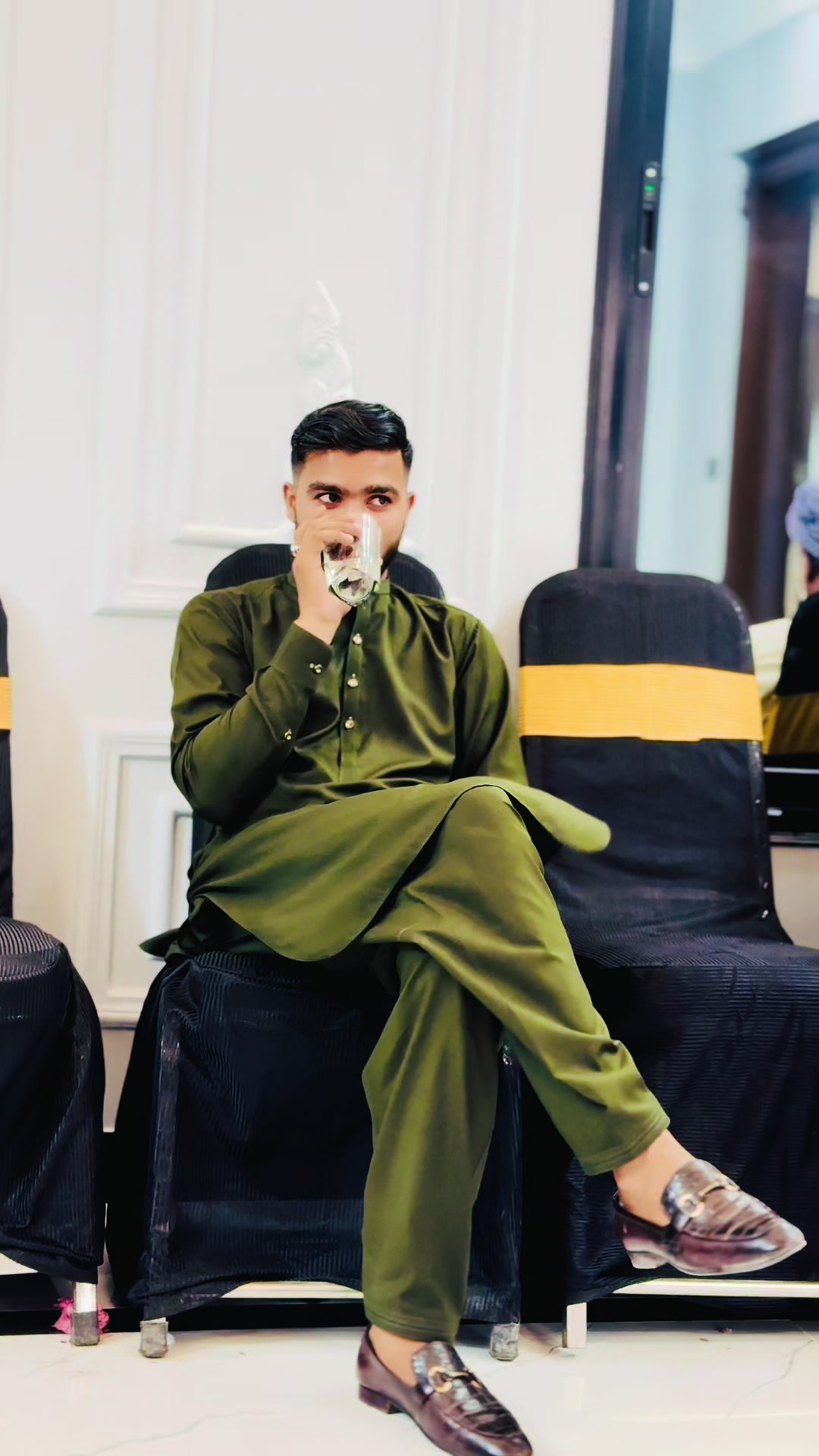 @Abdul Rahman🇵🇰Esraakbaş🇹🇷