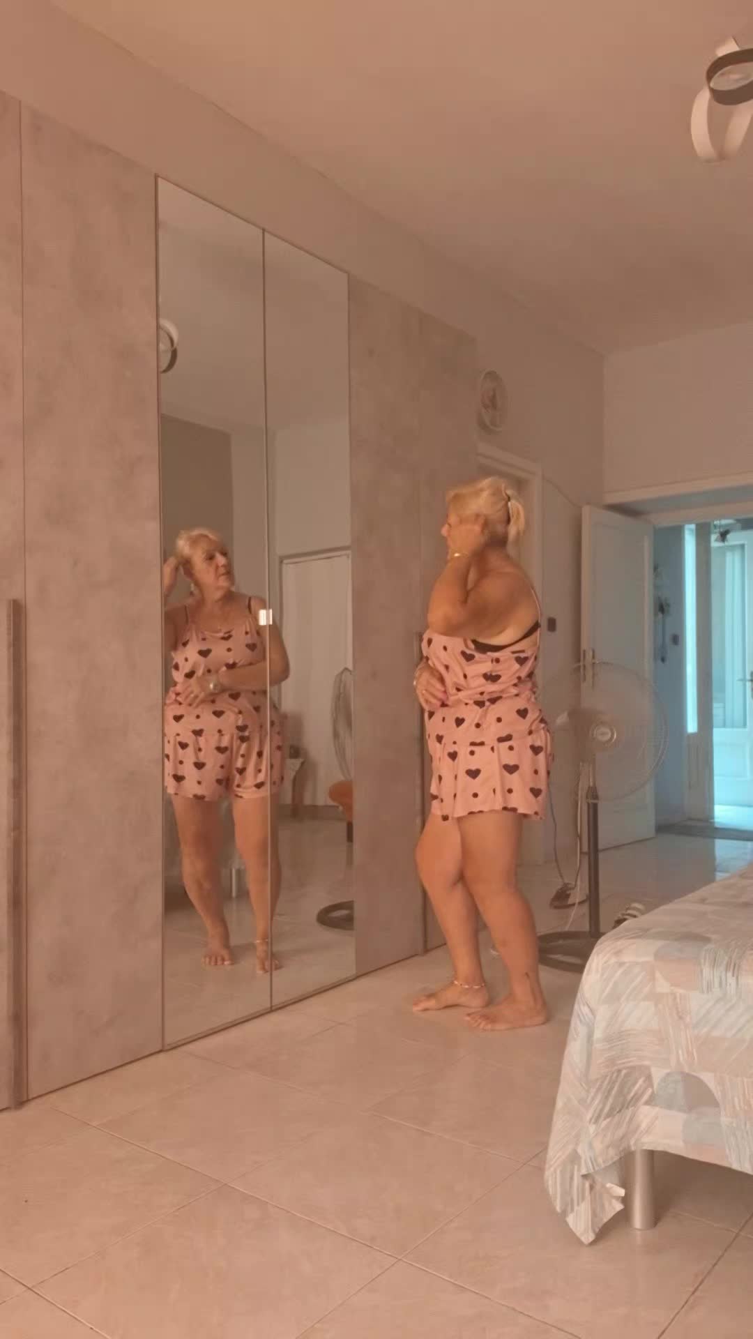 @angela