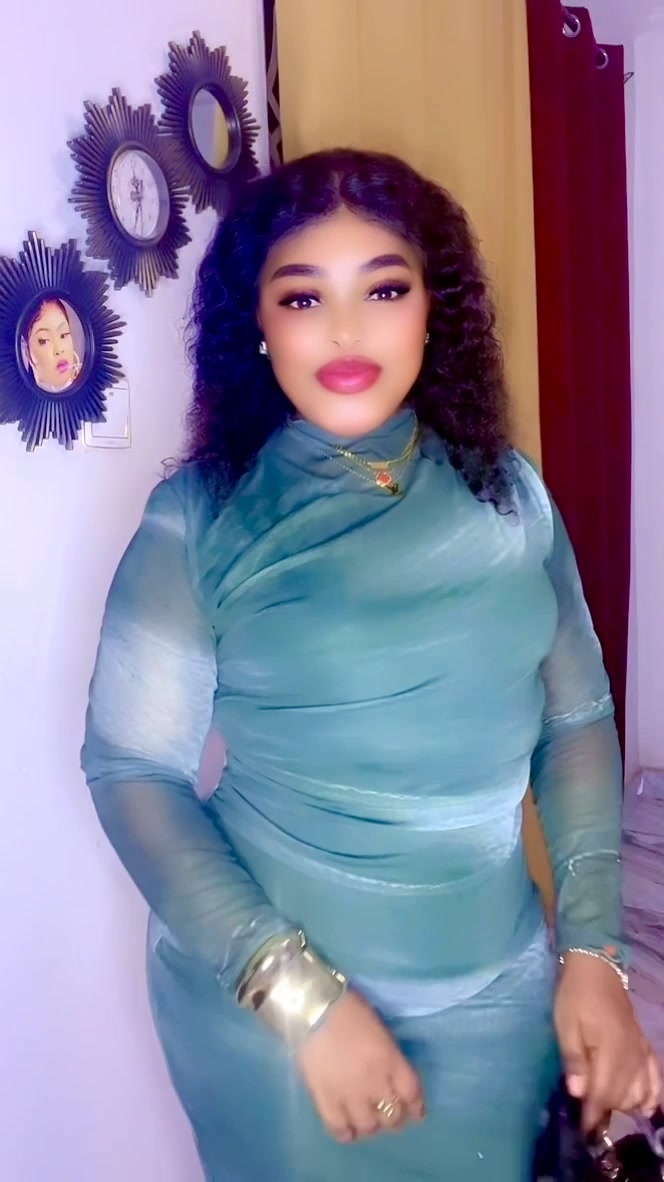 @🌺🦋Asor Sika💰Queeny❣️💫