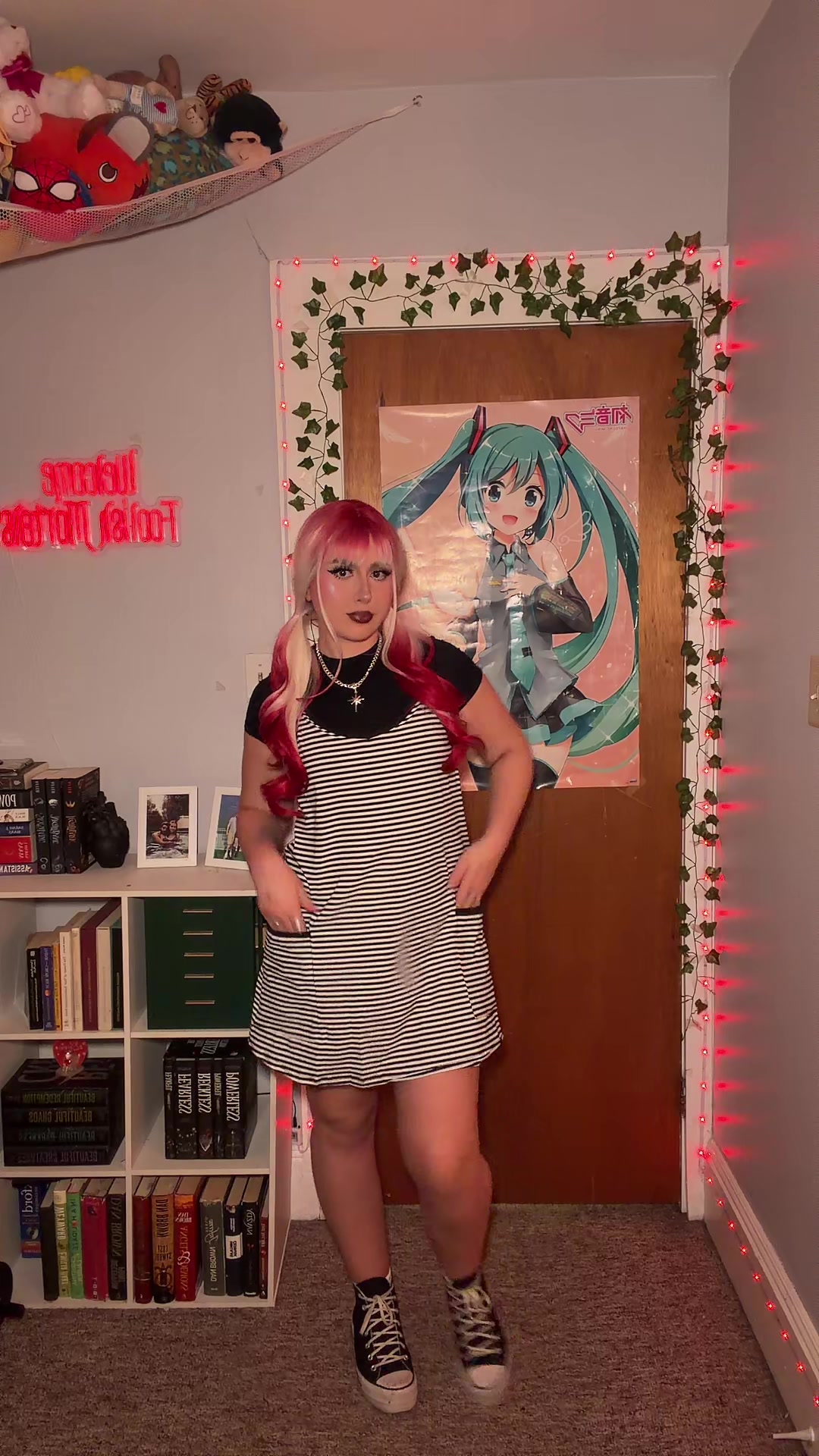 @simiviolet