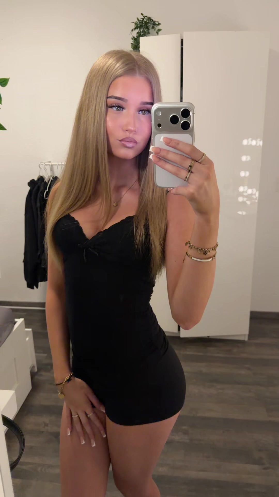 @Lis